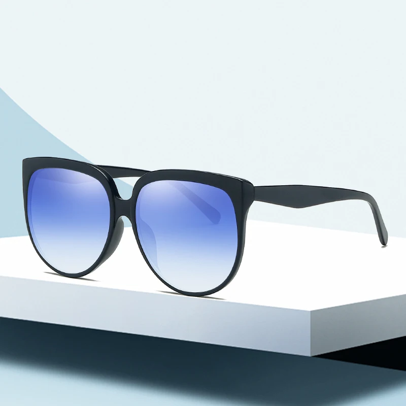 China Wholesale Cheap Retro Oversized Gradient Blue Lens Sunglasses High Quality Women UV400 PC Sun Glasses
China Wholesale Cheap Retro Oversized Gradient Blue Lens Sunglasses High Quality Women UV400 PC Sun Glasses