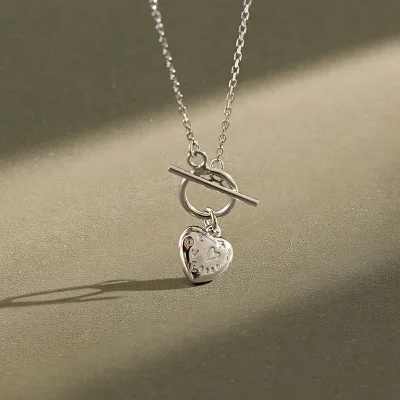 2020 European Silver Gold Plating Circle Pendant Necklace 925 Sterling Silver Love Heart Necklaces for Lady
2020 European Silver Gold Plating Circle Pendant Necklace 925 Sterling Silver Love Heart Necklaces for Lady