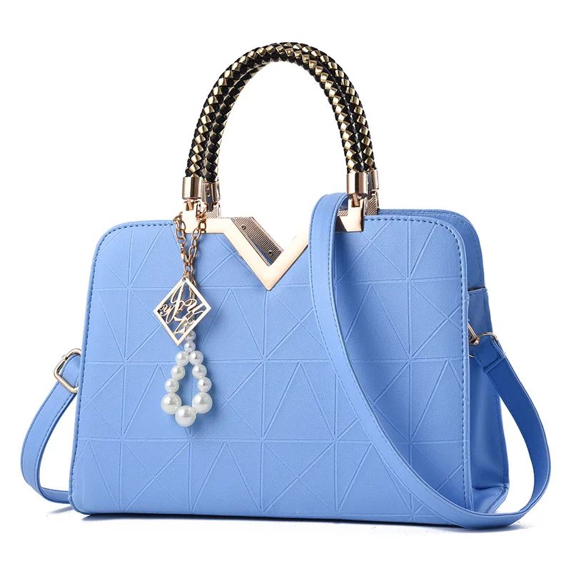 Wholesale of Autumn New Women's Bag Styled Handbags Trendy and fashionable one shoulder crossbody bag
Wholesale of Autumn New Women's Bag Styled Handbags Trendy and fashionable one shoulder crossbody bag
