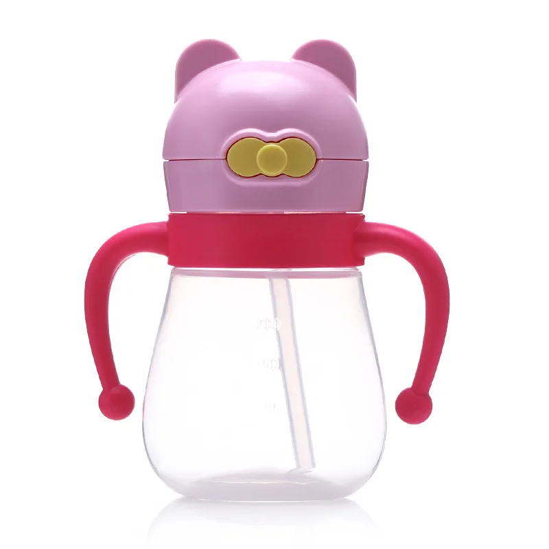 Spot wholesale Baby water bottles children's water cup straw cup handle learning to drink training leak-proof suction cup space
Spot wholesale Baby water bottles children's water cup straw cup handle learning to drink training leak-proof suction cup space