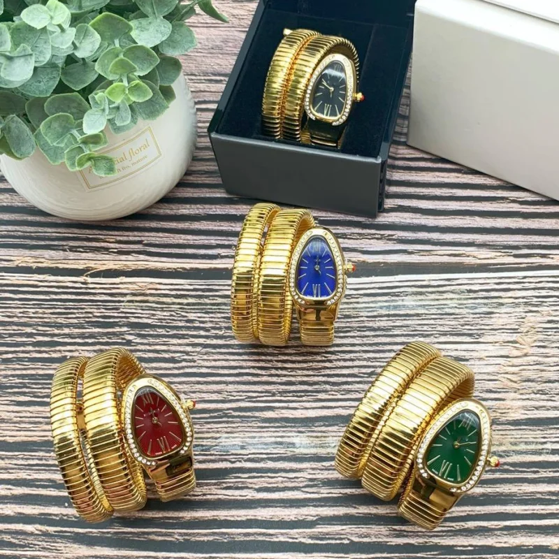 Copie Mossianite Diamond Watch 2021 Female Wrist Watches Wale Golden Setters For Rhinestone With Color
Copie Mossianite Diamond Watch 2021 Female Wrist Watches Wale Golden Setters For Rhinestone With Color