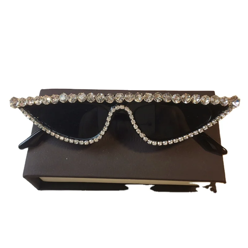 luxury fashion cool Elton Square Rhinestone glasses relaxation Oversized Diamond Bling Bling triangle cat eye sunglasses, Pink black white red green
luxury fashion cool Elton Square Rhinestone glasses relaxation Oversized Diamond Bling Bling triangle cat eye sunglasses, Pink black white red green
