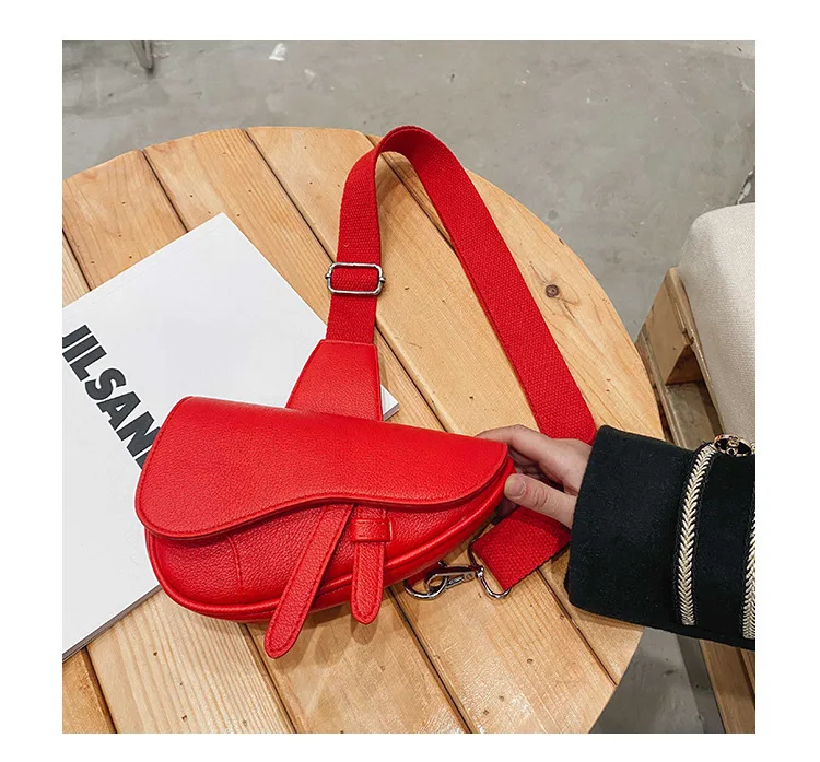 2021 Hot Sale Fashion Solid Color Kids Shoulder Bags Pu Leather Children Messenger Bags Trendy Saddle Cross Bag, Customized color
2021 Hot Sale Fashion Solid Color Kids Shoulder Bags Pu Leather Children Messenger Bags Trendy Saddle Cross Bag, Customized color