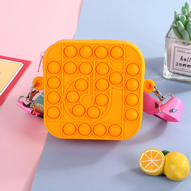 New Tik Tok Cartoon Child Bag Mini Square Silicone Colorful Cute Coin Purse Bag For Kids Jelly Shoulder Bag, Black
New Tik Tok Cartoon Child Bag Mini Square Silicone Colorful Cute Coin Purse Bag For Kids Jelly Shoulder Bag, Black