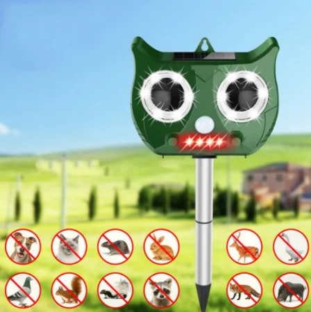 2019 new Solar Ultrasonic Animal repellent include 1500mAh lithium battery waterproof pest repellent snake cat dog bird heatsink
2019 new Solar Ultrasonic Animal repellent include 1500mAh lithium battery waterproof pest repellent snake cat dog bird heatsink
