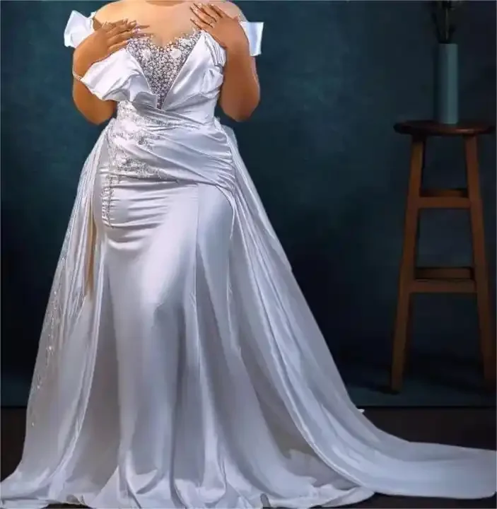 Luxury Wedding Dresses New Style Beaded Short Sleeve Satin Detachable Wedding Dresses Elegant Bridal Gowns
Luxury Wedding Dresses New Style Beaded Short Sleeve Satin Detachable Wedding Dresses Elegant Bridal Gowns