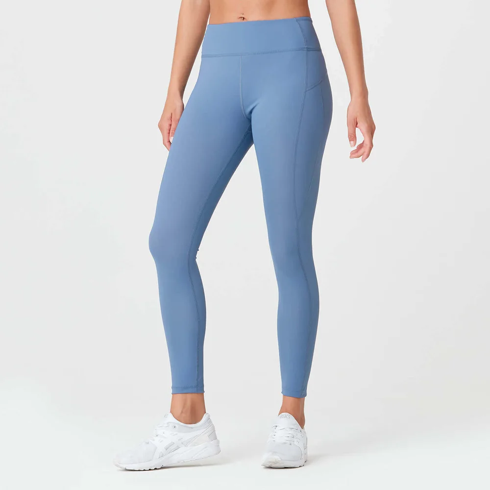 Ladies Sports Polyester Spandex Leggings Black Gym Activewear sports Bra leggings Set
Ladies Sports Polyester Spandex Leggings Black Gym Activewear sports Bra leggings Set