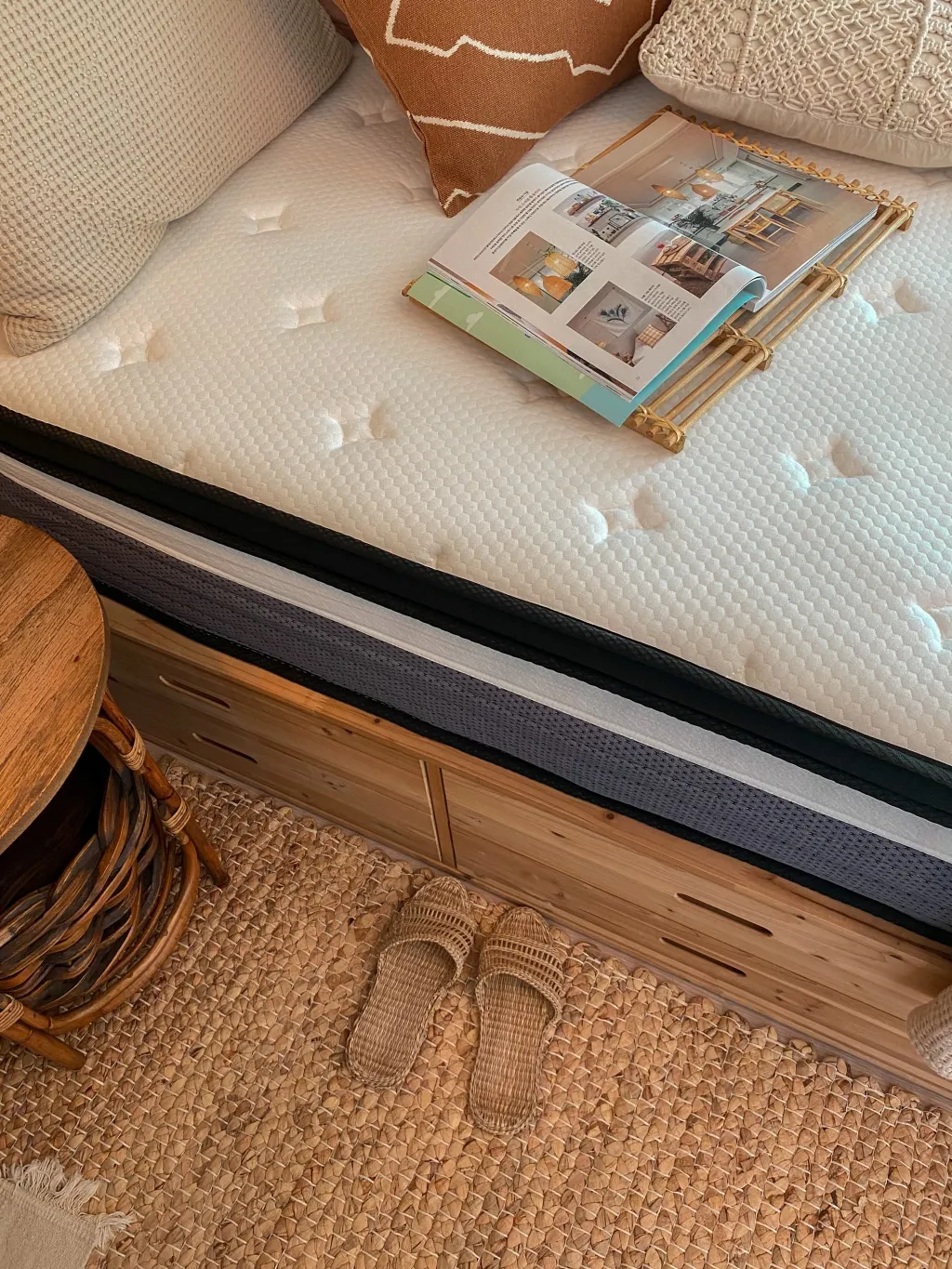 2020 Popular on Korea Market Memory Foam Mattress g ,Soft Feel, Medium Comfort Level with Three-Dimensional knit cover