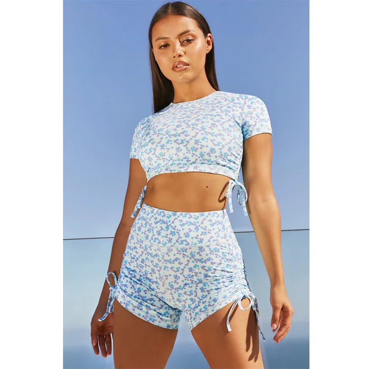 2021 Wholesale Summer Pleated Clothes Cardigan Jogging Pants Women's Two-piece Suit, Green /blue / pink 
2021 Wholesale Summer Pleated Clothes Cardigan Jogging Pants Women's Two-piece Suit, Green /blue / pink