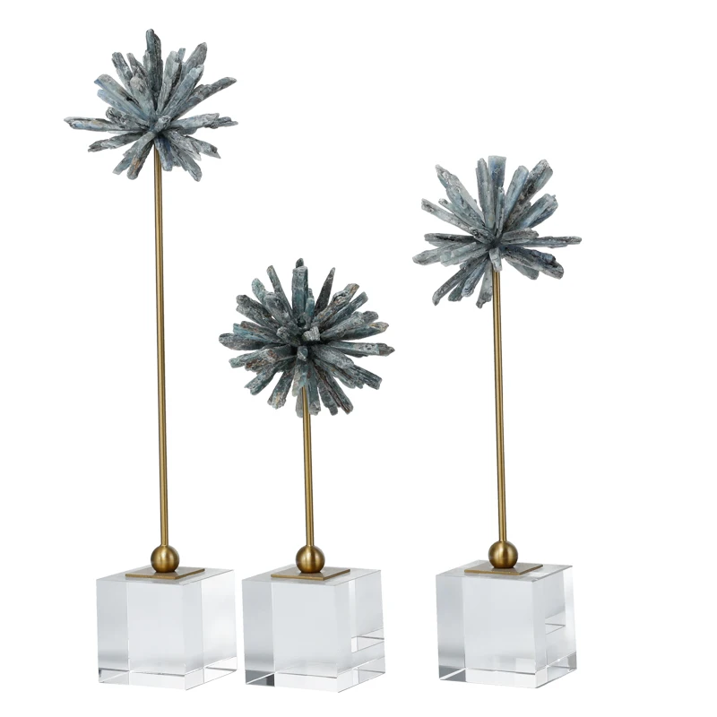 Light luxury home decoration crystal base blue spar flower ball crafts living room TV cabinet dining room decoration
Light luxury home decoration crystal base blue spar flower ball crafts living room TV cabinet dining room decoration