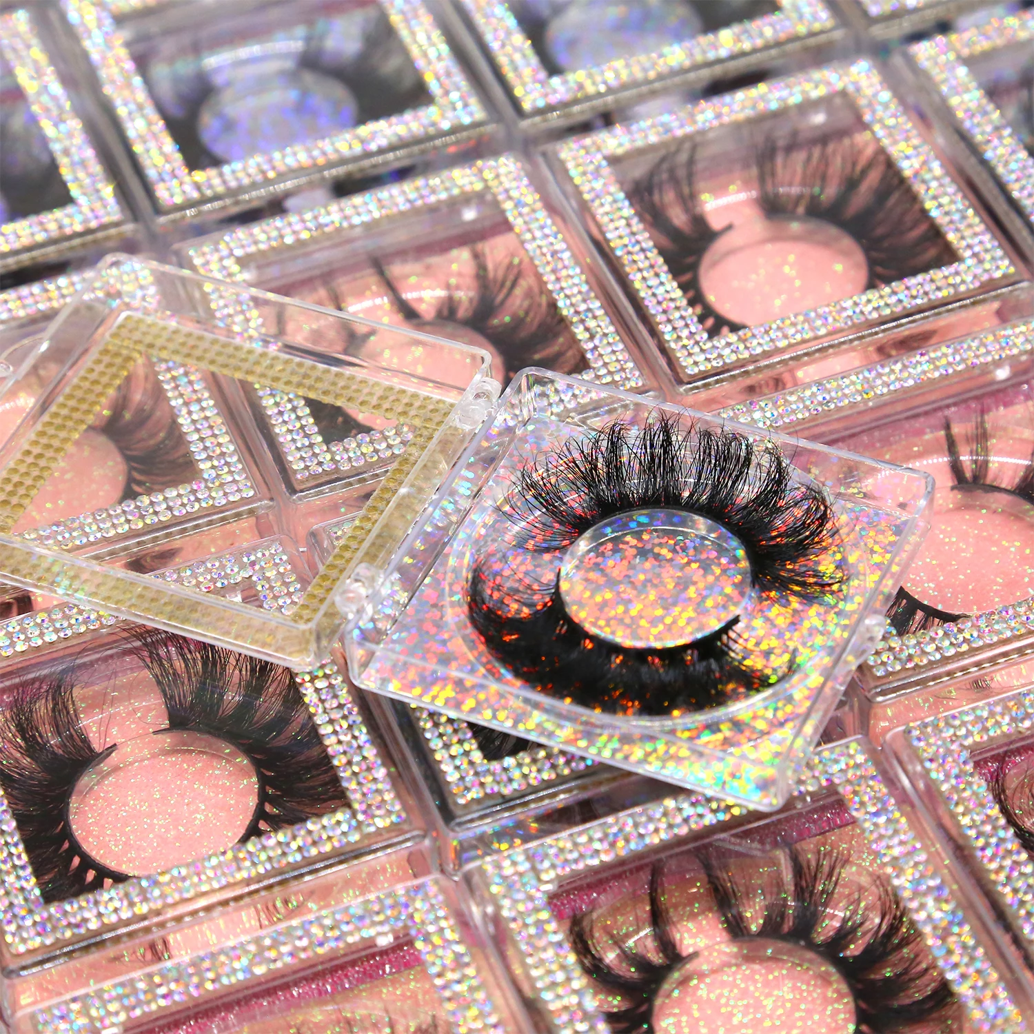 Factory wholesale price 100% real mink fur eyelashes real mink lashes 
Factory wholesale price 100% real mink fur eyelashes real mink lashes