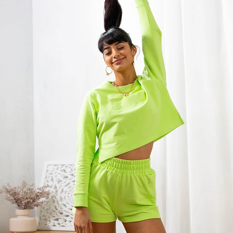 2020 athleisure women two piece Fashion Loose Long sleeve and Sports Shorts suits, 4colors
2020 athleisure women two piece Fashion Loose Long sleeve and Sports Shorts suits, 4colors