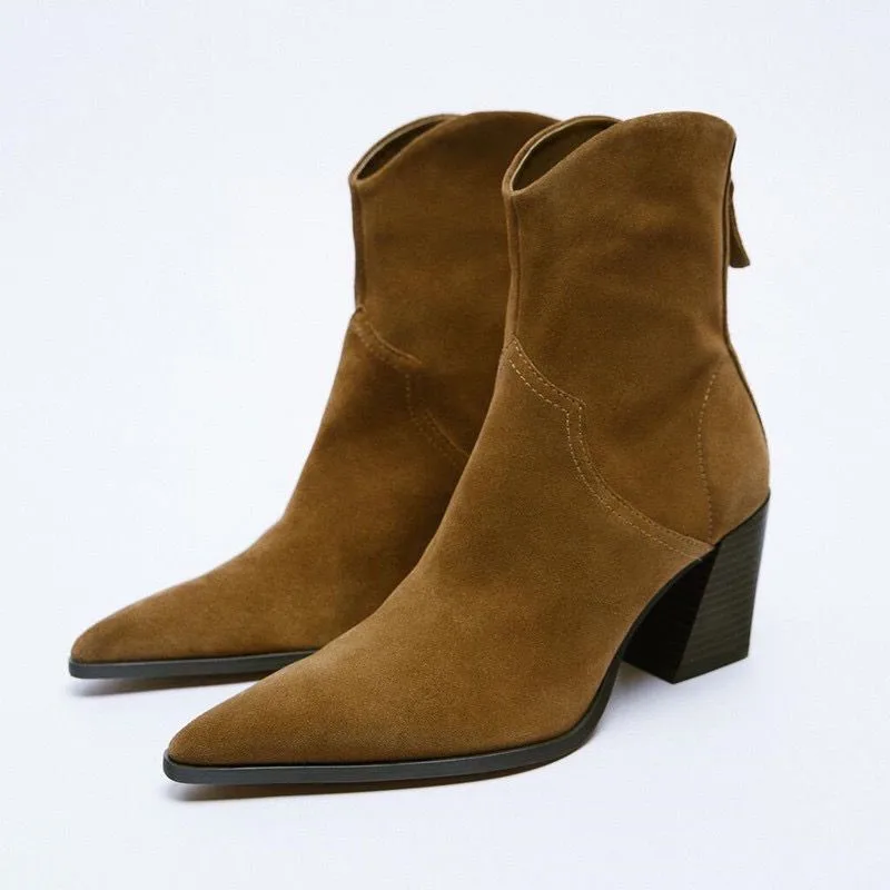 sh11666a 2021 Autumn New Women's Brown Shoes Leather Stitching High Heel Comfortable And Stylish Ankle Ladies Boots
sh11666a 2021 Autumn New Women's Brown Shoes Leather Stitching High Heel Comfortable And Stylish Ankle Ladies Boots