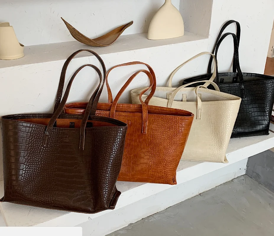 New arrivals 2020 Retro Alligator print Tote bags big Women bags Fall handbags Shopping bag, 4 colors
New arrivals 2020 Retro Alligator print Tote bags big Women bags Fall handbags Shopping bag, 4 colors