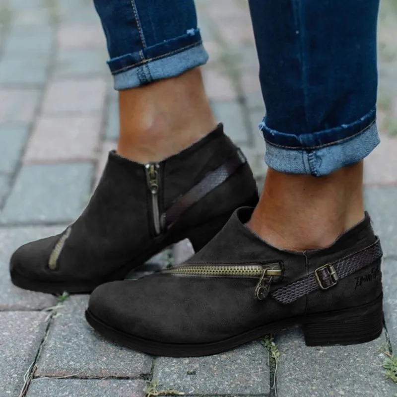 Amazon AliExpress Hot Sale Retro Ladies Boots Plus Size Candy Color Thick Heel Round Toe Side Zipper Short Boots For Ladies
Amazon AliExpress Hot Sale Retro Ladies Boots Plus Size Candy Color Thick Heel Round Toe Side Zipper Short Boots For Ladies