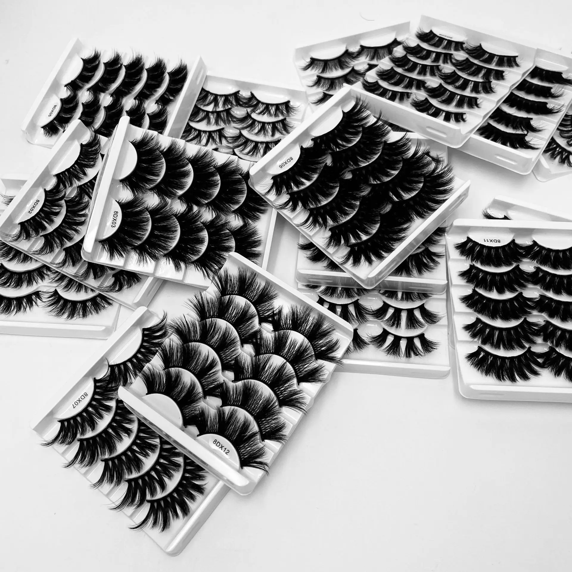 x01-x16 15mm - 22mm 3d false eyelashes 6d faux mink eyelashes with paper packaging box 5 pairs eyelashes vendor
x01-x16 15mm - 22mm 3d false eyelashes 6d faux mink eyelashes with paper packaging box 5 pairs eyelashes vendor