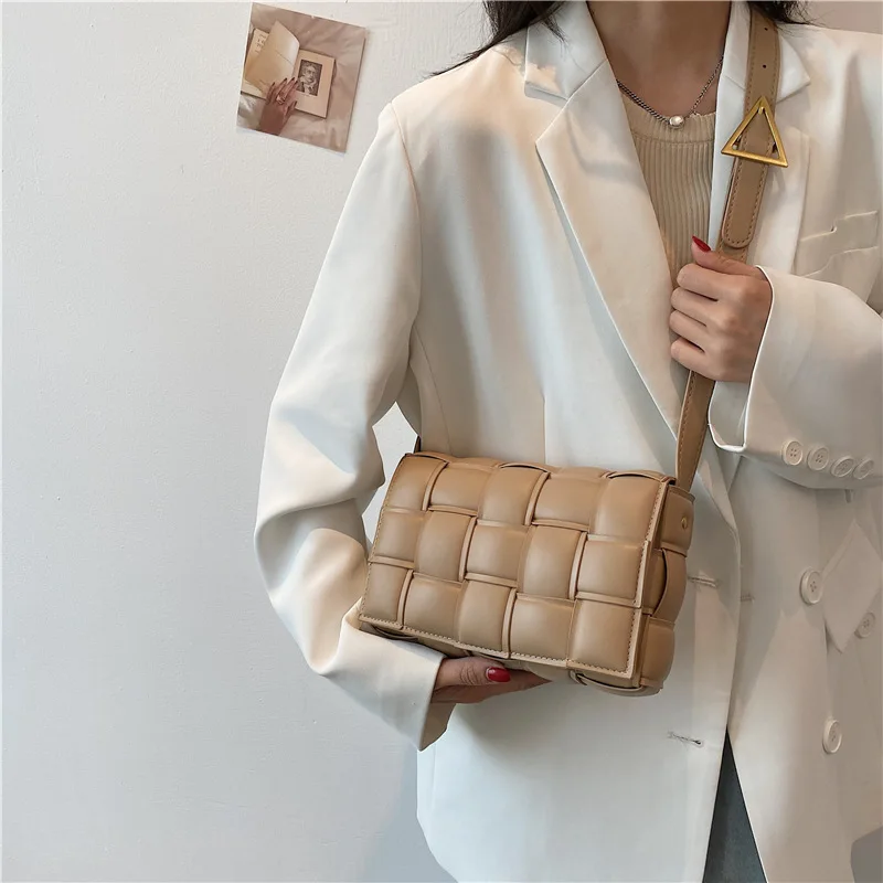 Hot Sale Korean Style Handbags PU Leather Chain Shoulder Bags Luxury Designer Woven Handbag Fashion Handbag For Women
Hot Sale Korean Style Handbags PU Leather Chain Shoulder Bags Luxury Designer Woven Handbag Fashion Handbag For Women