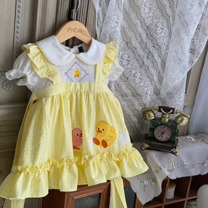 12195 summer yellow vintage little baby girls' spanish dresses for girl dress floral ruffles wholesale boutiques
12195 summer yellow vintage little baby girls' spanish dresses for girl dress floral ruffles wholesale boutiques