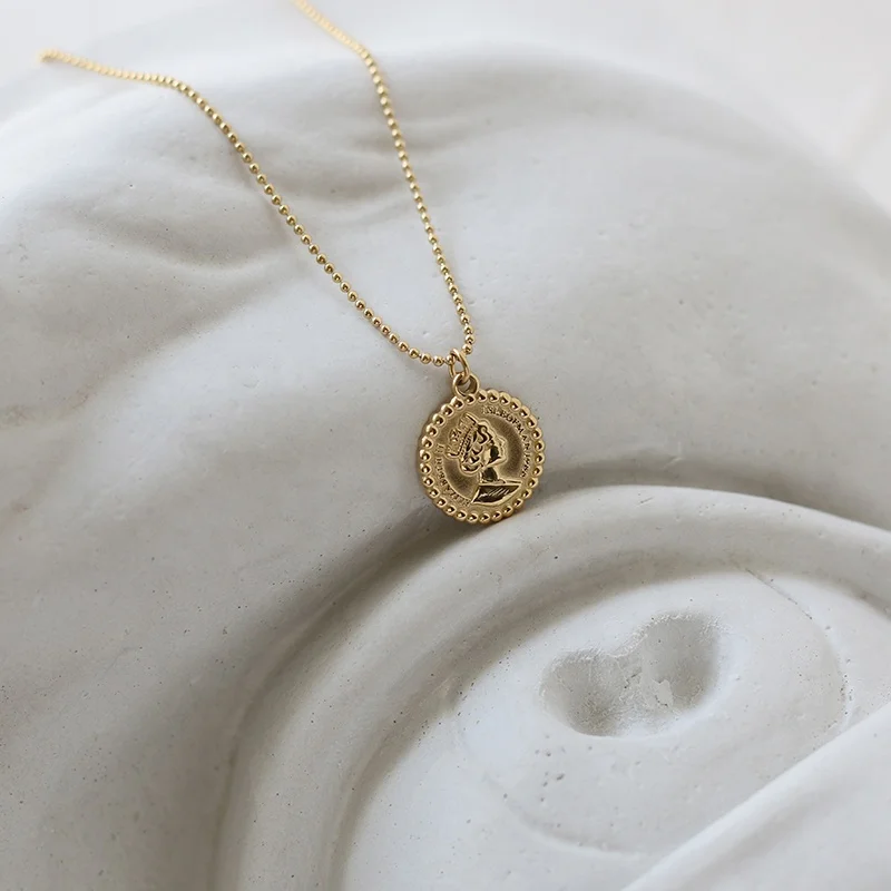 Fashion 18K Gold Plated Jewelry Stainless Steel Accessories Queen Portrait Coin Queen Beaded Necklace Woman, Gold/silver/rose gold
Fashion 18K Gold Plated Jewelry Stainless Steel Accessories Queen Portrait Coin Queen Beaded Necklace Woman, Gold/silver/rose gold