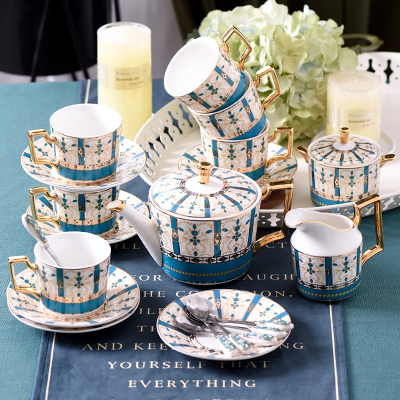 European style bone china coffee cup high-end home coffee set small luxury English ceramic afternoon tea tea set, Blue
European style bone china coffee cup high-end home coffee set small luxury English ceramic afternoon tea tea set, Blue