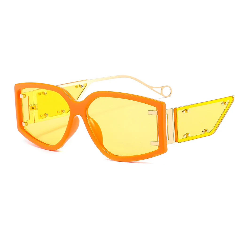 New Style custom logo rivet men and women classic sunglasses Luxury Shades Sunglasses punk sunglasses women
New Style custom logo rivet men and women classic sunglasses Luxury Shades Sunglasses punk sunglasses women