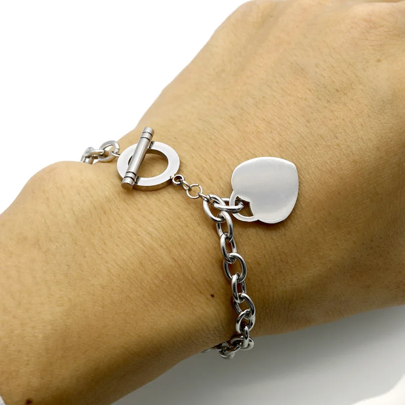 New European and American Fashion Love Stainless Steel Bracelet Peach Heart Letter Rose Gold Jewelry for women, Colorful
New European and American Fashion Love Stainless Steel Bracelet Peach Heart Letter Rose Gold Jewelry for women, Colorful