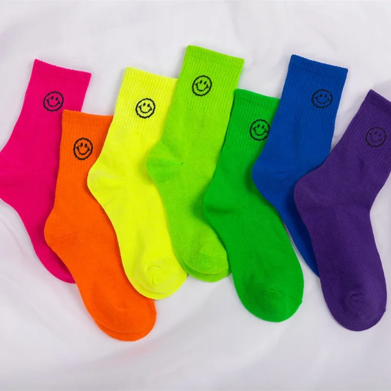New cotton fluorescent color smiling face tube women's skateboard socks, Pantone color
New cotton fluorescent color smiling face tube women's skateboard socks, Pantone color