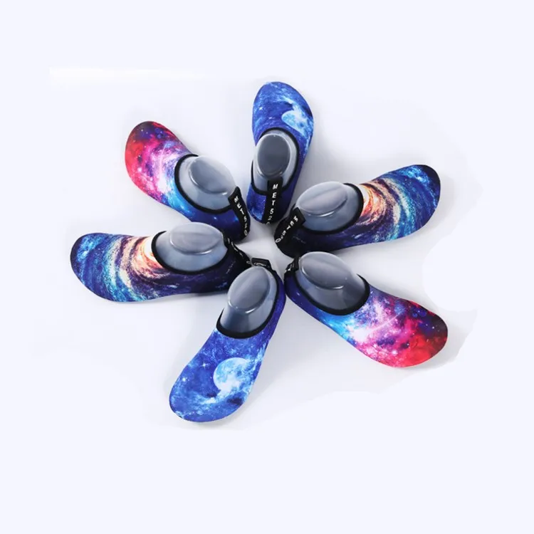 Summer Water Barefoot Quick Dry Aqua Socks New Design Fashion Custom Women Beach Shoes
Summer Water Barefoot Quick Dry Aqua Socks New Design Fashion Custom Women Beach Shoes