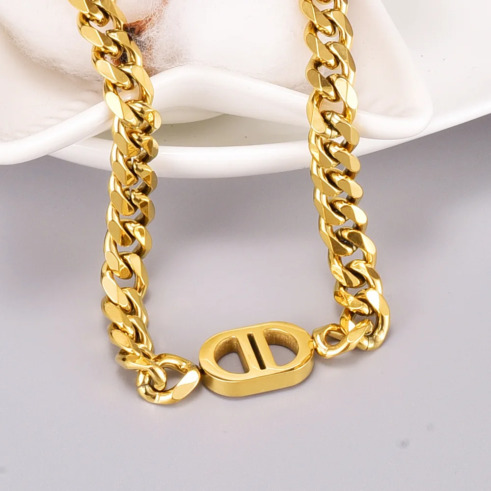 Trendy Charm Personalized Chunky Choker Chain Letter Gold Plated Jewelry Real Gold CD Necklace Stainless Steel
Trendy Charm Personalized Chunky Choker Chain Letter Gold Plated Jewelry Real Gold CD Necklace Stainless Steel