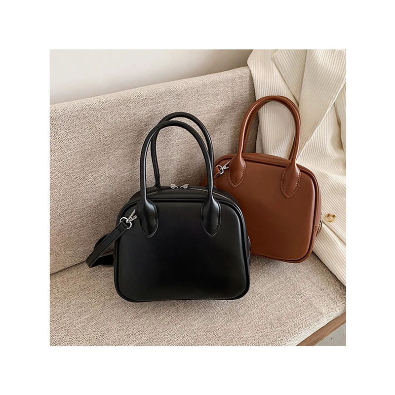 Retro Solid Color Flap Handbags For Women Vintage Shopper Handle Shoulder Bags 2021 Designer Square PU Crossbody Tote Purses Sac, Shown
Retro Solid Color Flap Handbags For Women Vintage Shopper Handle Shoulder Bags 2021 Designer Square PU Crossbody Tote Purses Sac, Shown
