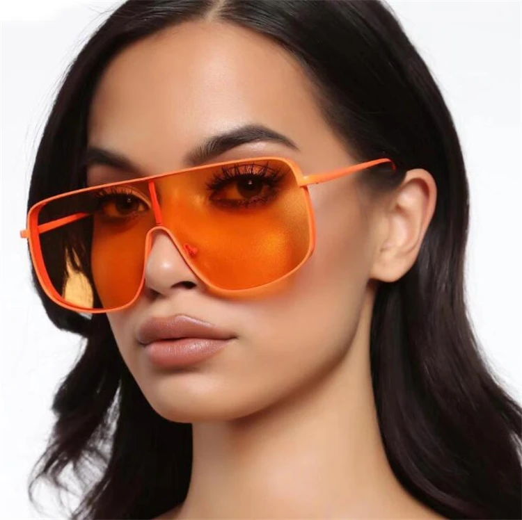 Summer Colorful Sun Glasses Luxury Metal Frame Shades Women 2021 Trendy Designer One Piece Sunglasses For Lady, Custom colors
Summer Colorful Sun Glasses Luxury Metal Frame Shades Women 2021 Trendy Designer One Piece Sunglasses For Lady, Custom colors