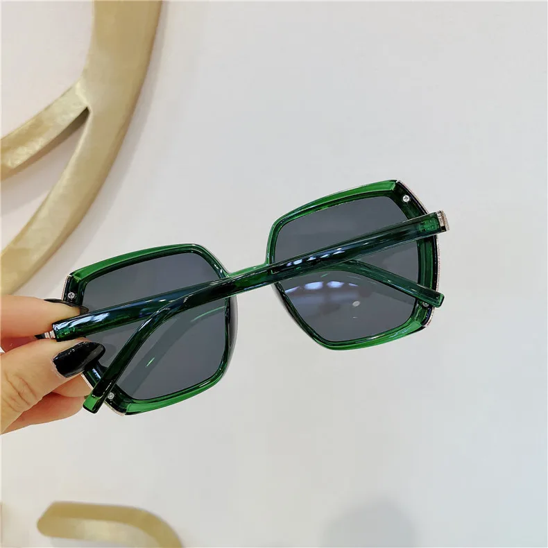 Mamba custom Square Sunglasses 2021 Retro classic Sunglasses Women Fashion Designer Sun Glasses Famous Brands
Mamba custom Square Sunglasses 2021 Retro classic Sunglasses Women Fashion Designer Sun Glasses Famous Brands