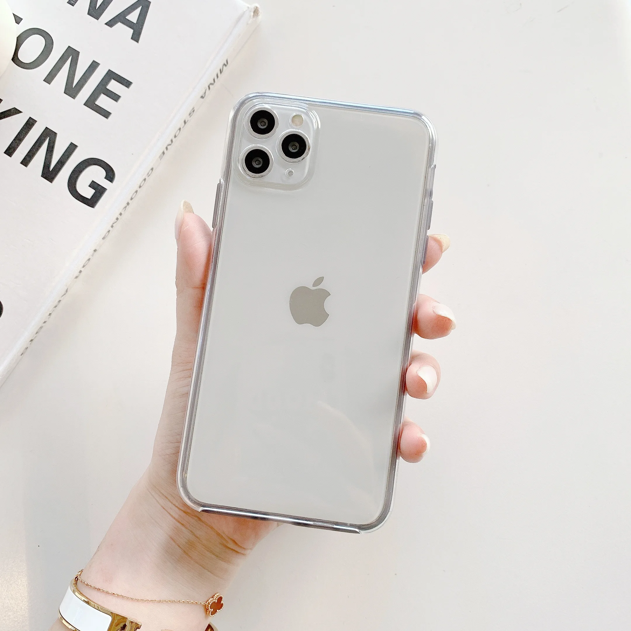 LeYi 2020 New Arrival tpu pc simple 360 high protective phone case for iPhone 12 series dirt-resistant phone back cover
LeYi 2020 New Arrival tpu pc simple 360 high protective phone case for iPhone 12 series dirt-resistant phone back cover