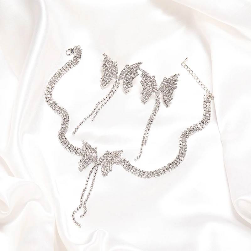 HOVANCI 2021 Women Weddings Jewelry Crystal Butterfly Choker Necklaces Long Tassel Rhinestone Butterfly Necklaces Earring Set
HOVANCI 2021 Women Weddings Jewelry Crystal Butterfly Choker Necklaces Long Tassel Rhinestone Butterfly Necklaces Earring Set