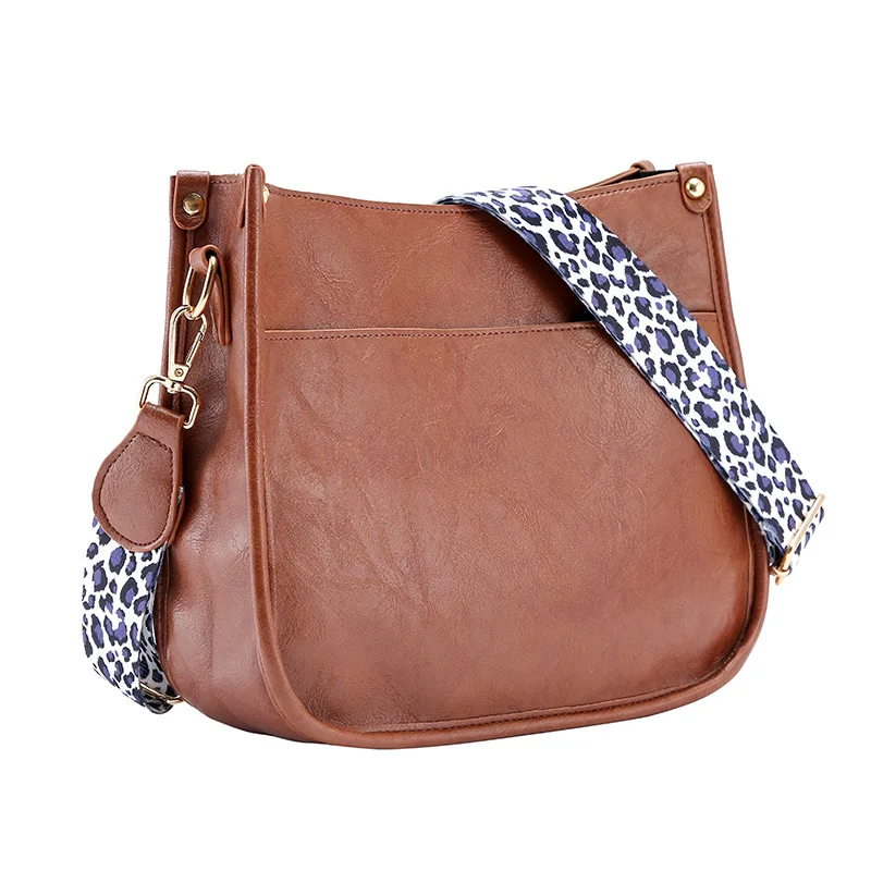 Vintage Simple Small PU Leather Bucket Crossbody Bags for Women 2021 Designer Fashion Lady Luxury Leopard Shoulder Handbags, Burgundy,green,blue,black,beige,brown,navy blue,pink
Vintage Simple Small PU Leather Bucket Crossbody Bags for Women 2021 Designer Fashion Lady Luxury Leopard Shoulder Handbags, Burgundy,green,blue,black,beige,brown,navy blue,pink