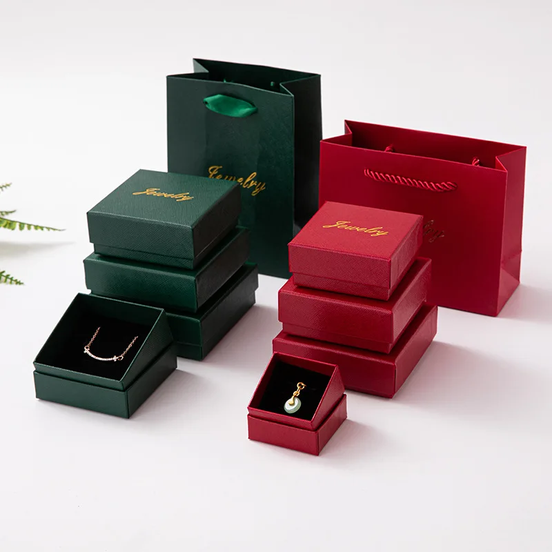 HOVANVI Letter World Cover Rigid Paper Box Necklace Ring Jewelry Box Packaging For Christmas Gift
HOVANVI Letter World Cover Rigid Paper Box Necklace Ring Jewelry Box Packaging For Christmas Gift