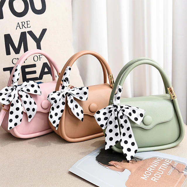 Pure Color Strap Silk Scarf PU Material Hand bag One Shoulder Messenger Purses And Handbags, Customized color
Pure Color Strap Silk Scarf PU Material Hand bag One Shoulder Messenger Purses And Handbags, Customized color