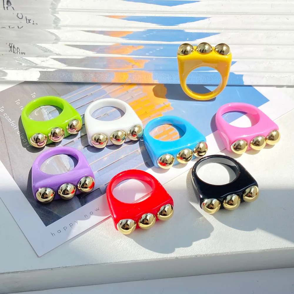 Y2k Fashion Colorful Geometric Acrylic Ring Personalized Three Gold Beads Band Resin Plastic Women Finger Ring
Y2k Fashion Colorful Geometric Acrylic Ring Personalized Three Gold Beads Band Resin Plastic Women Finger Ring