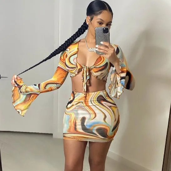 New Summer Trendy Long Sleeve Top Skirts Set For Women 2 Piece Outfits Alluring Print Flare Sleeves Ladies Two Pieces Skirt Set, Yellow,blue
New Summer Trendy Long Sleeve Top Skirts Set For Women 2 Piece Outfits Alluring Print Flare Sleeves Ladies Two Pieces Skirt Set, Yellow,blue