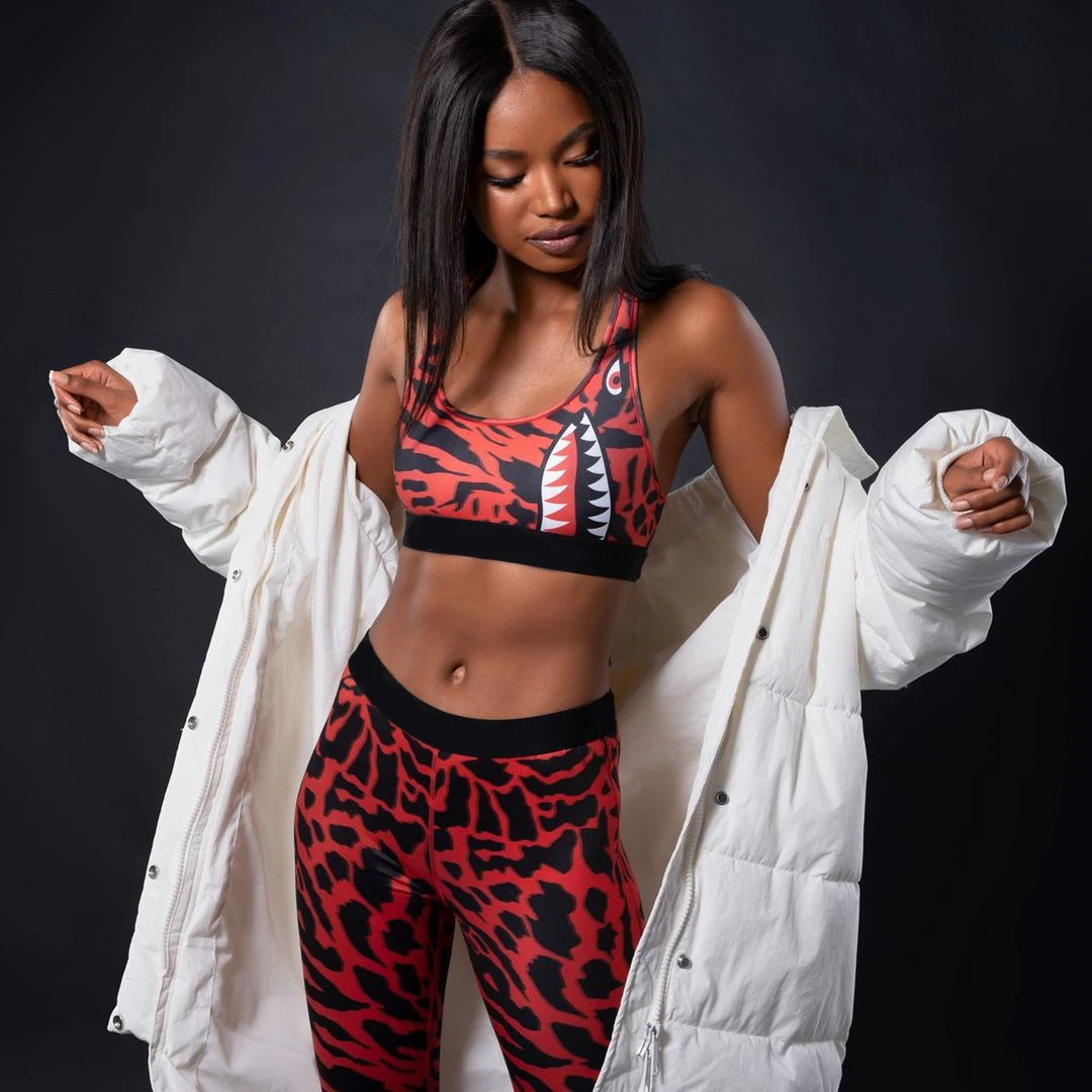 2021 fashion 8418 Autumn tracksuit tight track suit sport wear crop tops pants outfits bodycon Ethica 2 piece set women
2021 fashion 8418 Autumn tracksuit tight track suit sport wear crop tops pants outfits bodycon Ethica 2 piece set women