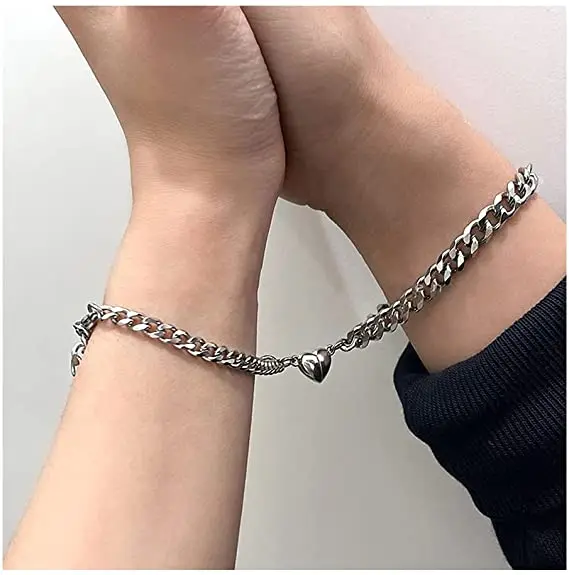 2pcs 2021 New Design Magnetic Couple Bracelets For Lover Men Women Love Chain Link Bangle Charm Bracelet, As picture
2pcs 2021 New Design Magnetic Couple Bracelets For Lover Men Women Love Chain Link Bangle Charm Bracelet, As picture