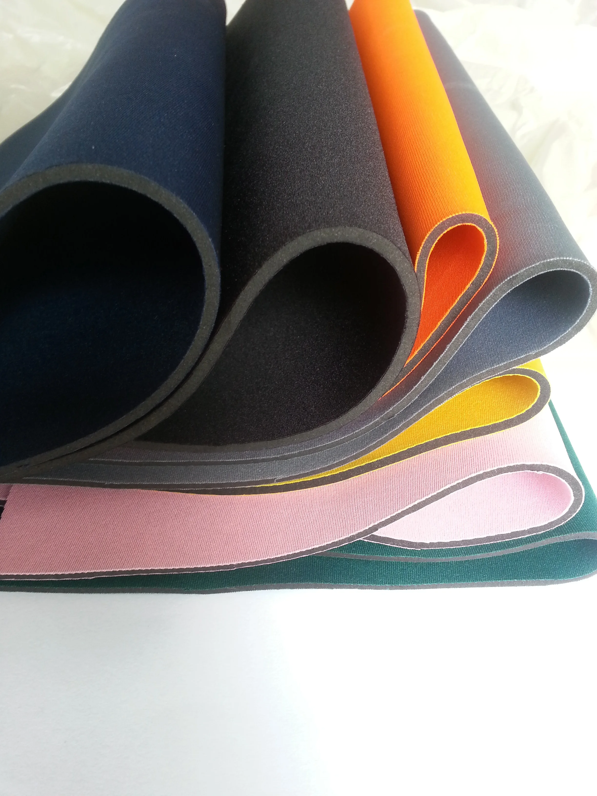Color Fashion Neoprene Fabric Wholesale Good Price Factory Customized