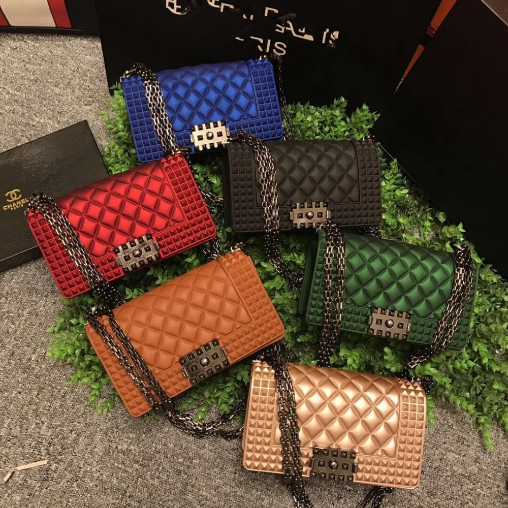 2020 new style Women Pure Color Chain Matte Frosted Lock Jelly Handbags Cross body Bag
2020 new style Women Pure Color Chain Matte Frosted Lock Jelly Handbags Cross body Bag