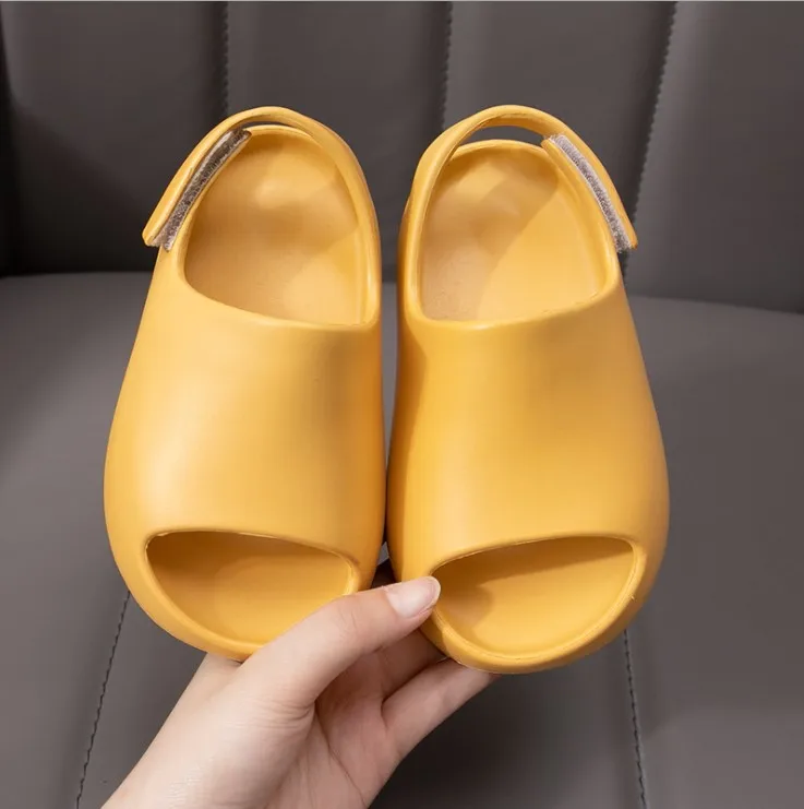 2021 New Non-slip Yeezy Sandal Shoes Back Strap Children Boy Kids Yeezy Slides Slippers, 5 colors
2021 New Non-slip Yeezy Sandal Shoes Back Strap Children Boy Kids Yeezy Slides Slippers, 5 colors