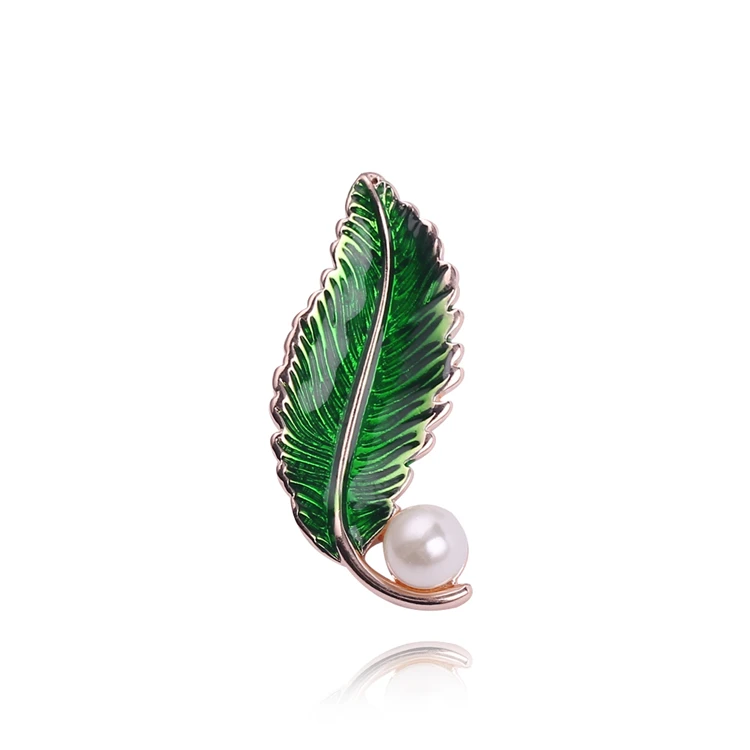Temperament Pearl Crystal Leaf Brooch Green Plant Alloy Oil Drop Brooch Clothes Scarf Buckle Dressing Accessory
Temperament Pearl Crystal Leaf Brooch Green Plant Alloy Oil Drop Brooch Clothes Scarf Buckle Dressing Accessory
