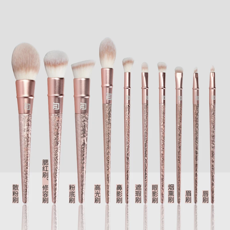 10Pcs High Quality Private Label Lip Makeup Foundation Blush Make up Brush Set, As the picture
10Pcs High Quality Private Label Lip Makeup Foundation Blush Make up Brush Set, As the picture