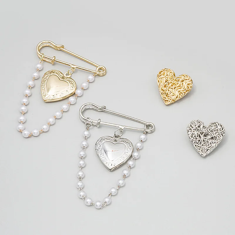 Jewelry 2pcs/set Heart Locket Pendant Imitation Pearl Alloy Gold Plated Clothing Pins New Brooch Big Pin For Women Girl
Jewelry 2pcs/set Heart Locket Pendant Imitation Pearl Alloy Gold Plated Clothing Pins New Brooch Big Pin For Women Girl