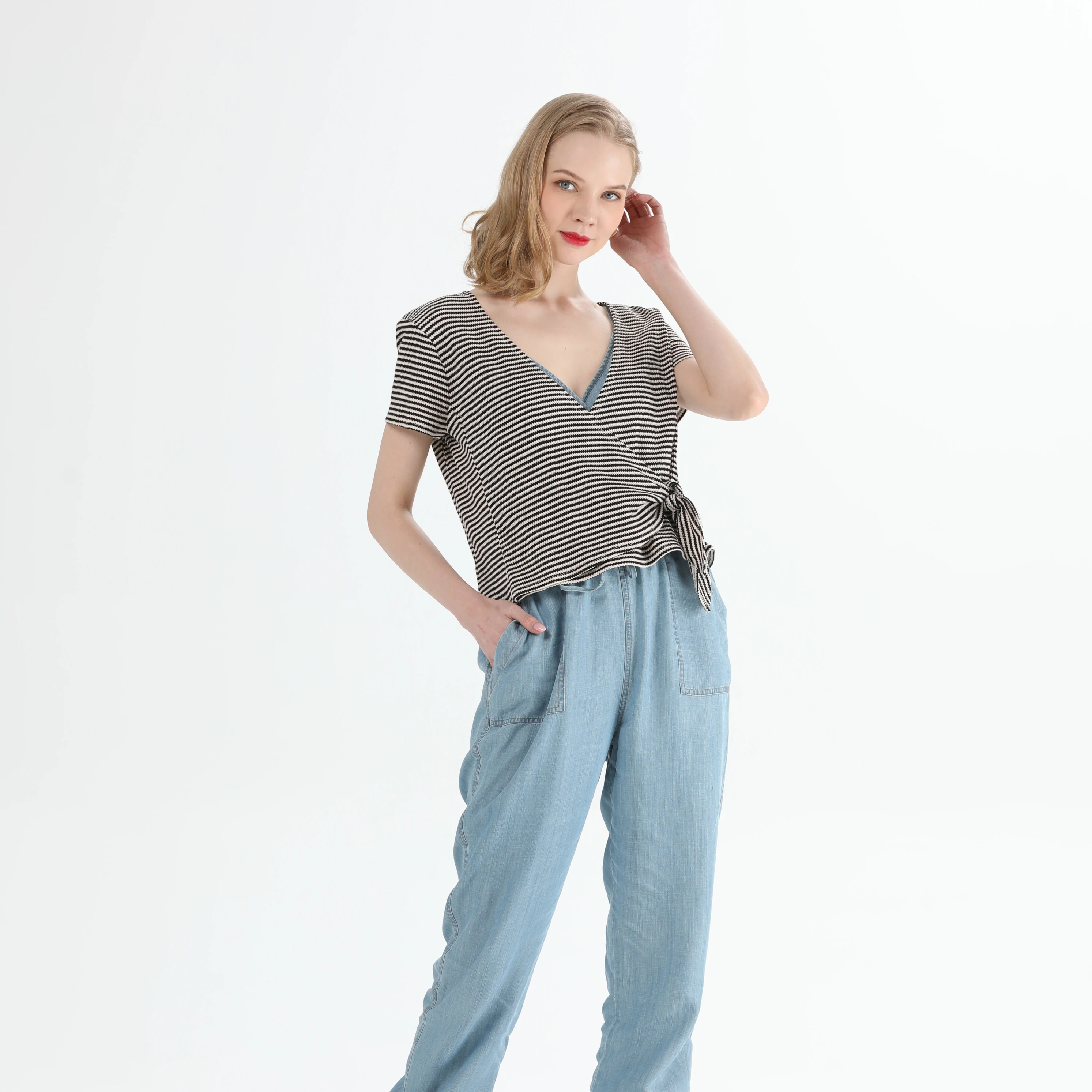 Women Summer Casual Short Sleeve V Neck Elegant Striped Shirts Tops Office Blouse for Woman
Women Summer Casual Short Sleeve V Neck Elegant Striped Shirts Tops Office Blouse for Woman