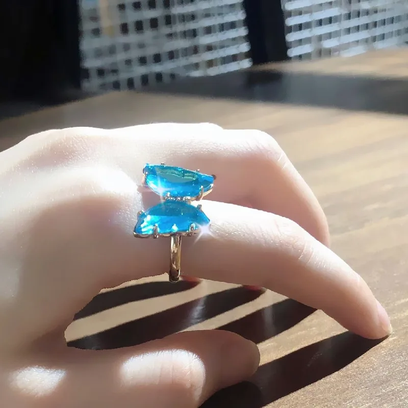 New Arrivals Trendy 18k Gold Plate Glass Crystal Ziricon Couple Butterfly Ring, Gold color
New Arrivals Trendy 18k Gold Plate Glass Crystal Ziricon Couple Butterfly Ring, Gold color