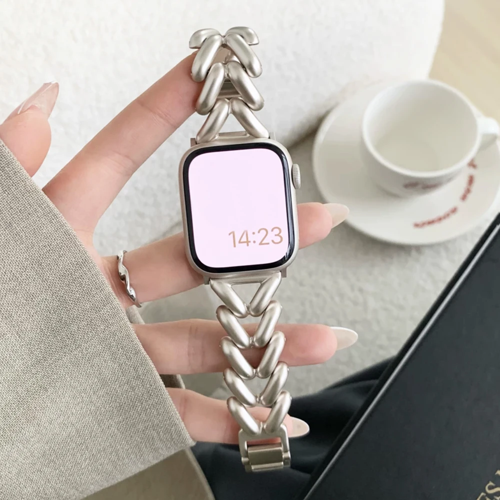 Women Luxury Metal Strap for Apple Watch Band Ultra 4 Stainless Steel Strap for Apple Watch Series Ultra 8 7 6 SE 5 4
Women Luxury Metal Strap for Apple Watch Band Ultra 4 Stainless Steel Strap for Apple Watch Series Ultra 8 7 6 SE 5 4